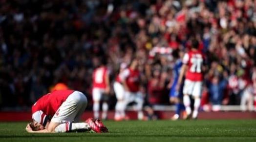 Emotional Mertesacker Arsenal