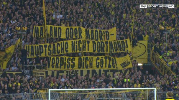 Dortmund Gotze Banner